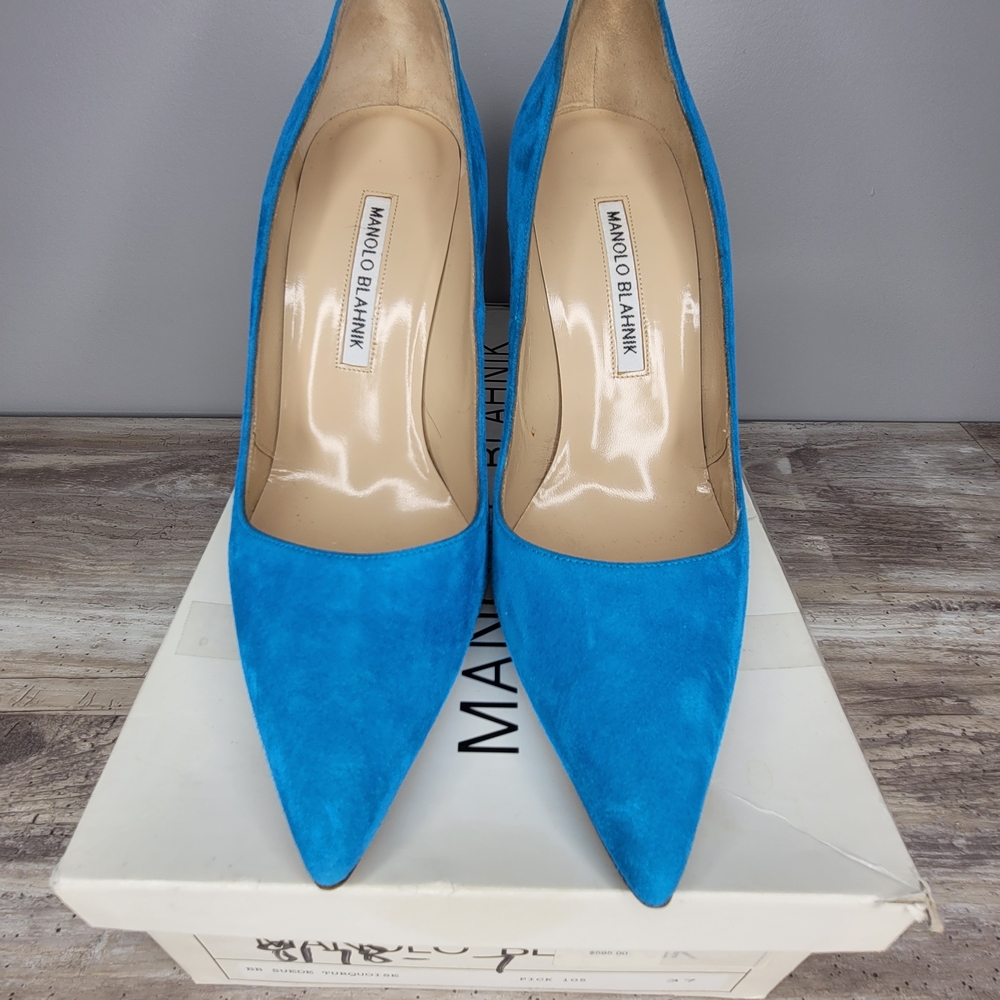 Manolo Blahnik Turquoise Suede Heels - Picture 4 of 9